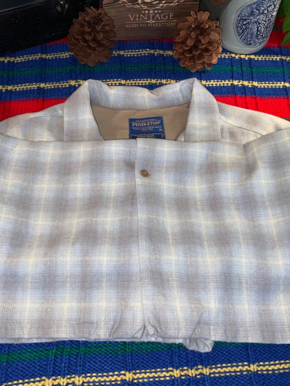 Pendleton-Board Shirt-100% Wool-Shadow Plaid Loop Collar Blue Cream-Size ( XL) - Picture 3 of 12